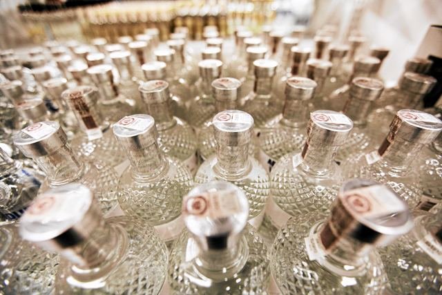 Rząd chce podnieść stawkę akcyzy od alkoholi spirytusowych