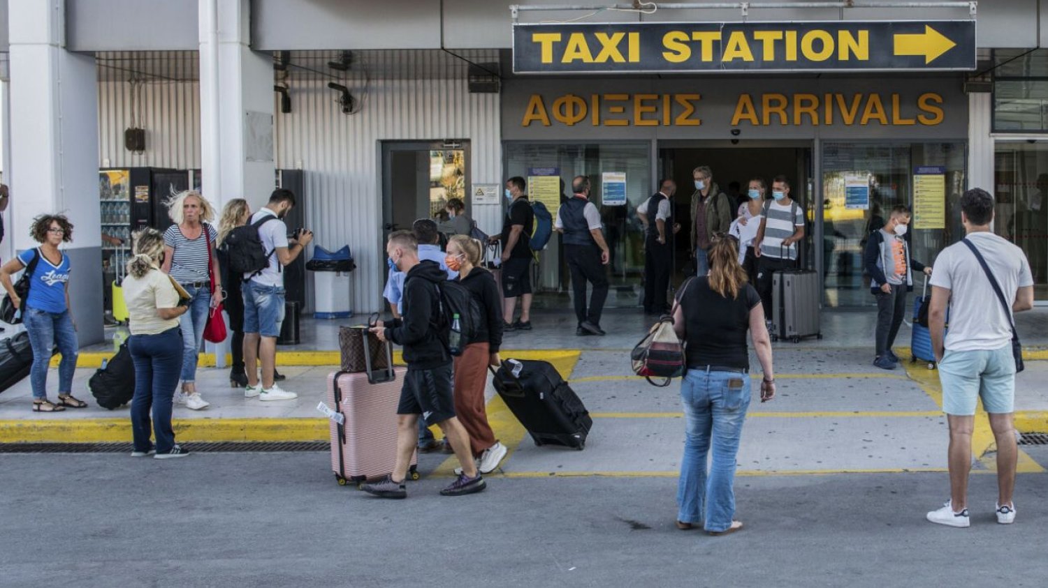 Heraklion otwiera listę najgorszych lotnisk w Europie Lotnisko w Heraklionie moim zdaniem jest najgorsze w Europie