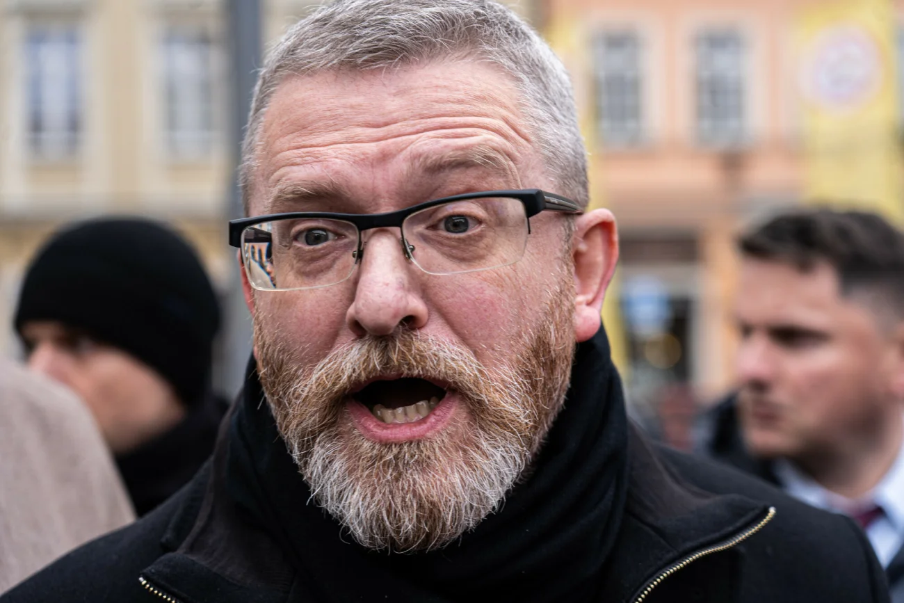 Braun może mieć jednak kłopoty po swojej akcji w Oleśnicy. Jest ruch prokuratury Braun wtargnął do szpitala w Oleśnicy. Jest nowy ruch prokuratury