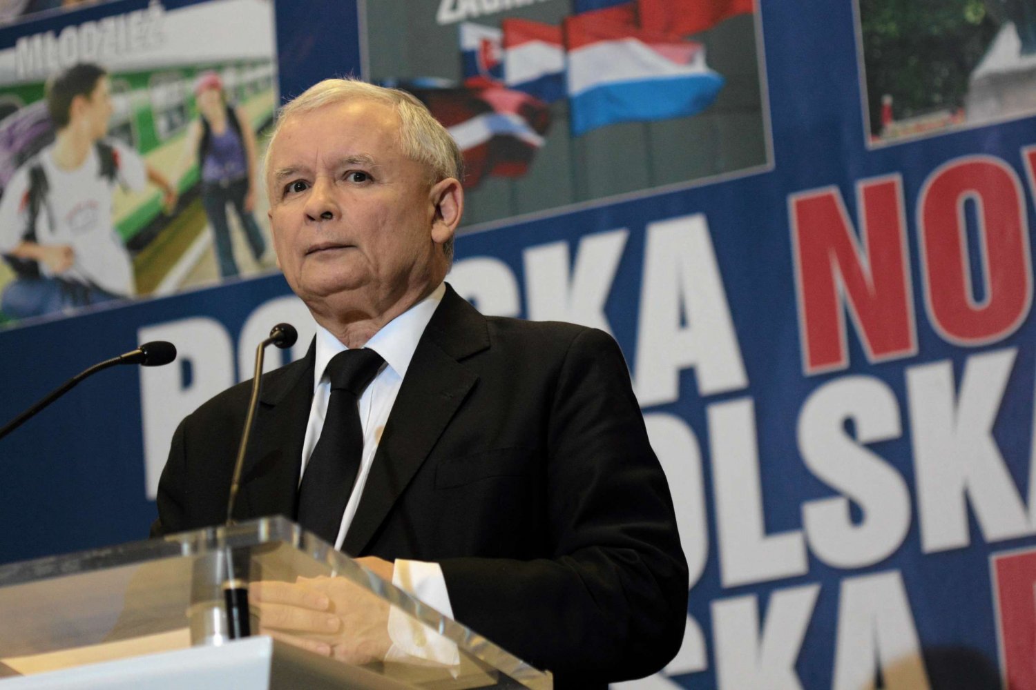 Prezes PiS Jarosław Kaczyński na konferencji prasowej