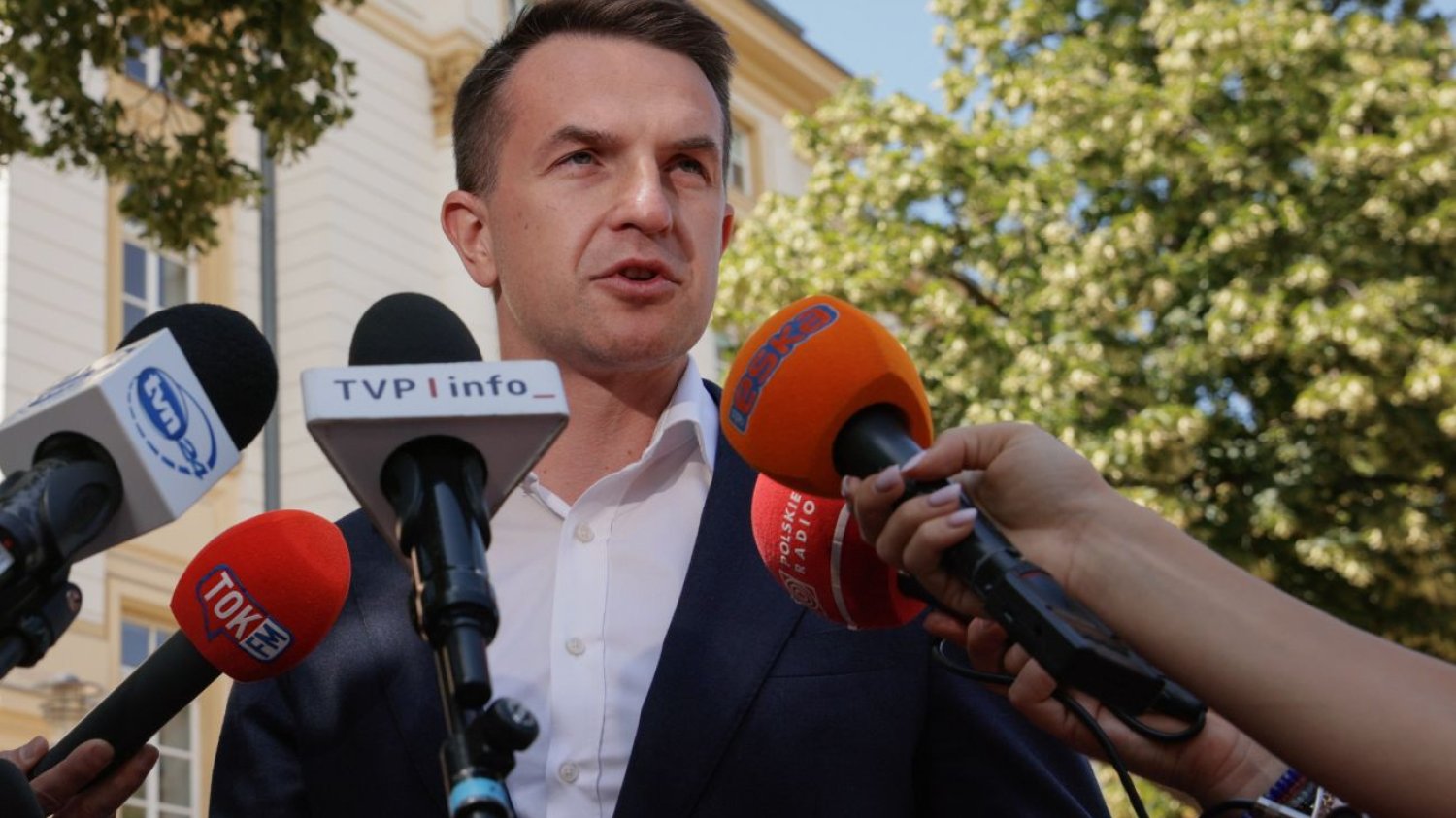 Polska największym beneficjentem budżetu Unii Europejskiej. Adam Szłapka nie kłamał, powiedział prawdę o wielkich pieniądzach dla Polski z Europy. Adam Szłapka powiedział prawdę o ogromnych pieniądzach dla Polski z budżetu Unii Europejskiej.