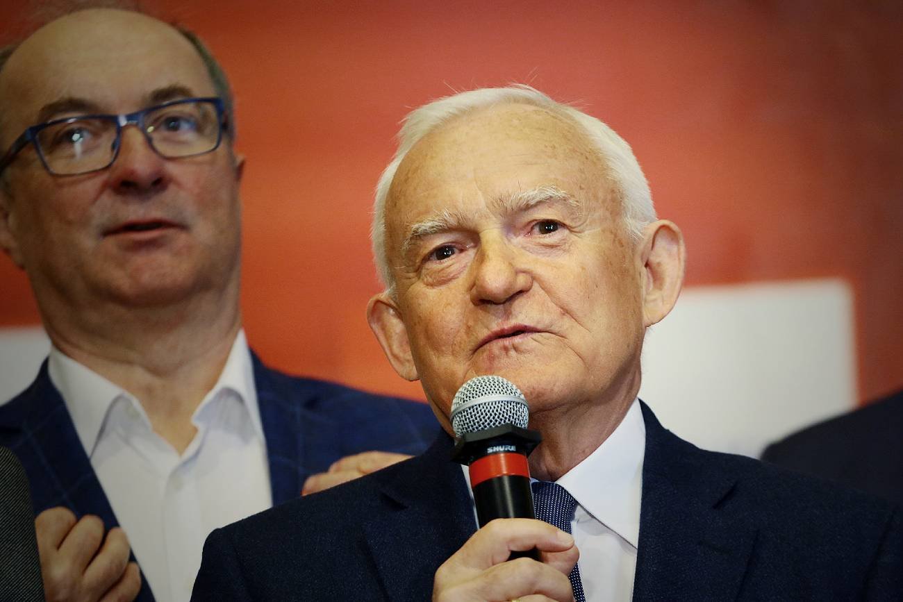 Były premier Leszek Miller ostro podsumował kryzys w Lewicy i działania Włodzimierza Czarzastego. Były premier Leszek Miller ostro podsumował kryzys w Lewicy i działania Włodzimierza Czarzastego