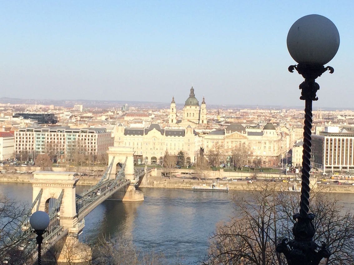 Panorama Budapesztu ze Wzgórza Zamkowego