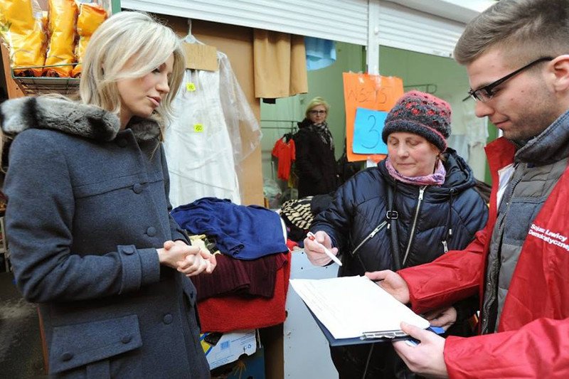 Magdalena Ogórek spotkała się dziś z wyborcami w Łodzi. To początek kampanii bezpośredniej. Nadal jednak nie chce rozmawiać z dziennikarzami.