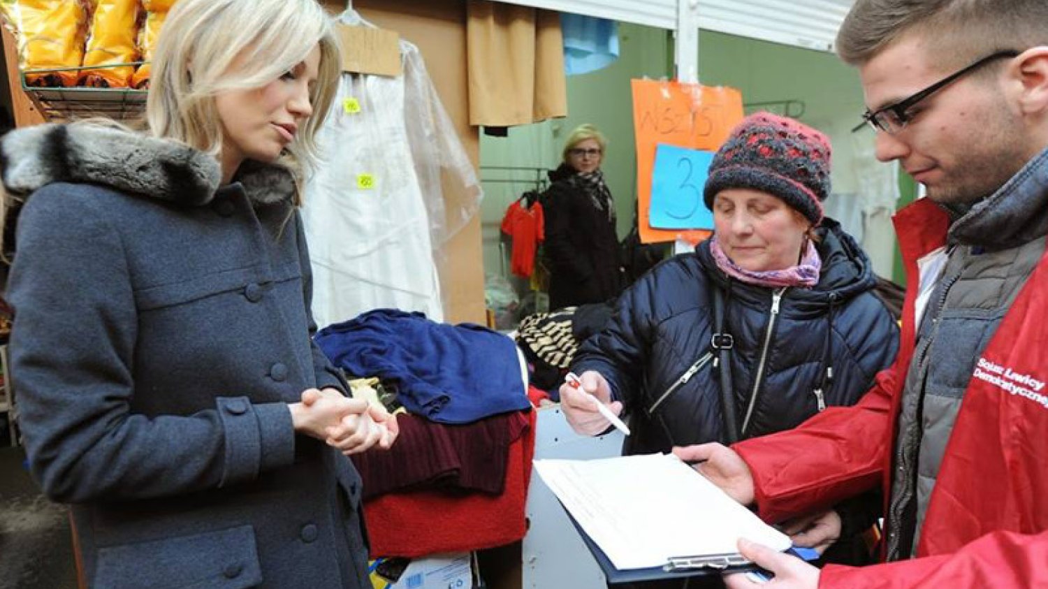 Magdalena Ogórek spotkała się dziś z wyborcami w Łodzi. To początek kampanii bezpośredniej. Nadal jednak nie chce rozmawiać z dziennikarzami.