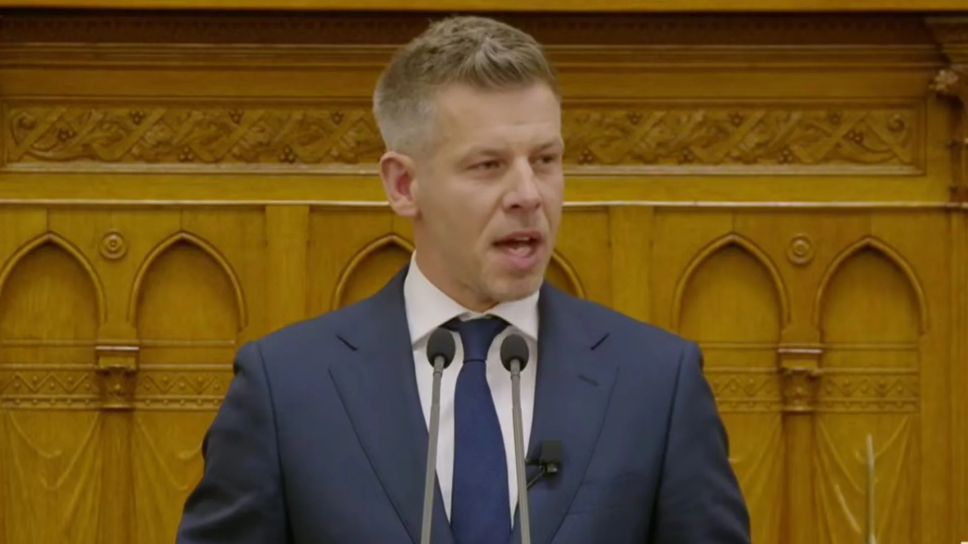 Péter Magyar nowym premierem. W płomiennej przemowie wskazał kurs dla Węgier