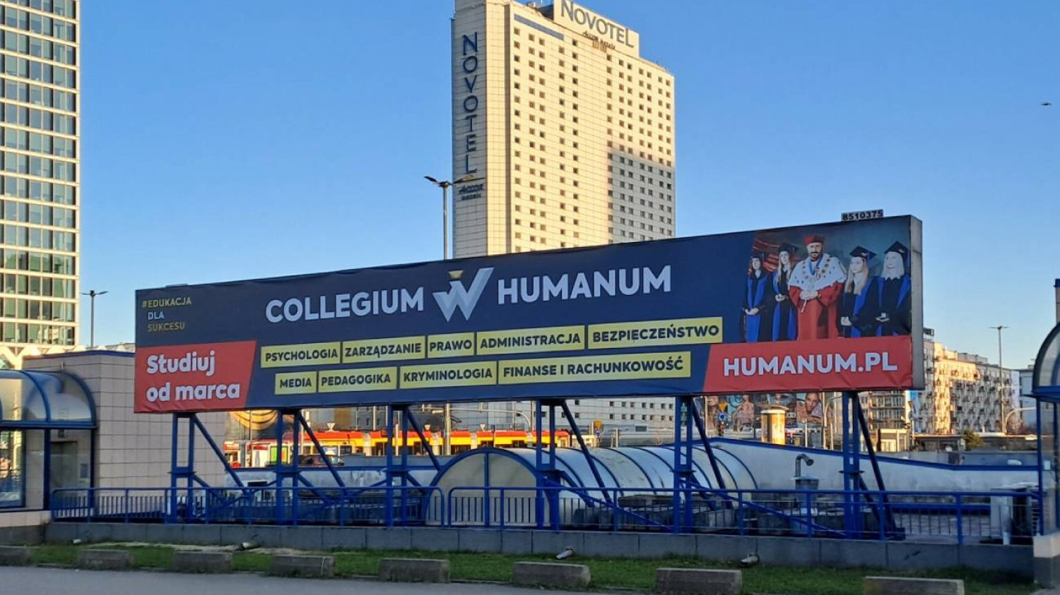 Co z dyplomami Collegium Humanum? W tych miastach już postawili ultimatum Co z dyplomami z Collegium Humanum? Te miasta postawiły ultimatum ws. MBA