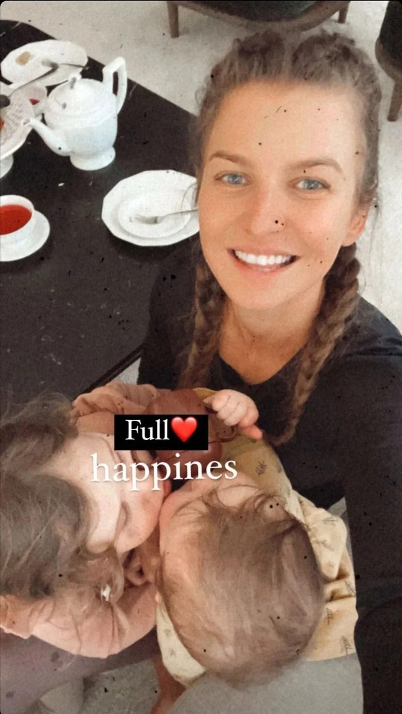 Anna Lewandowska pokazała twarze córek. Laura i Klara są podobne do mamy?
