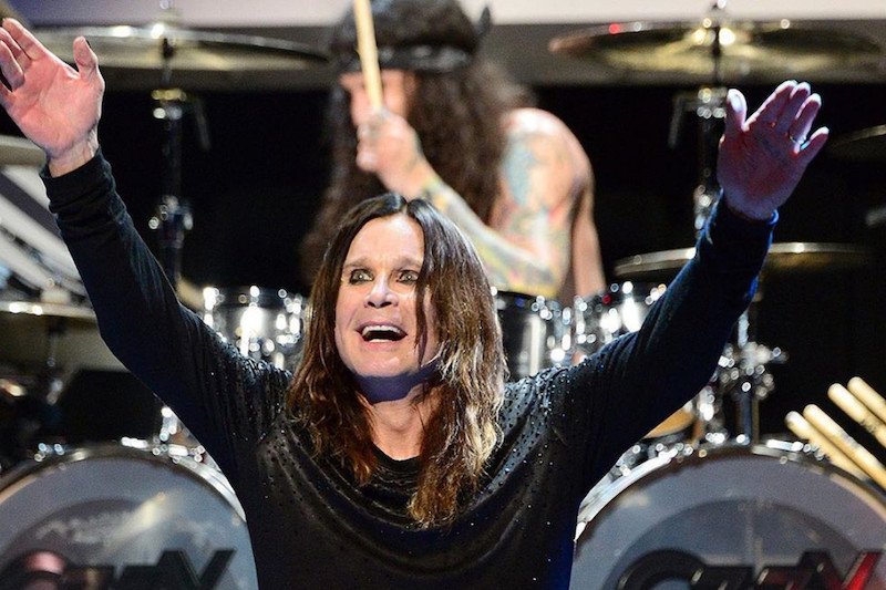 Ozzy Osbourne choruje na Parkinsona.