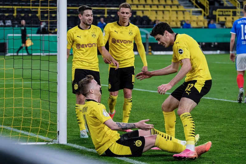 Borussia Dortmund efektownie ograła Holstein Kiel i jest w finale Pucharu Niemiec