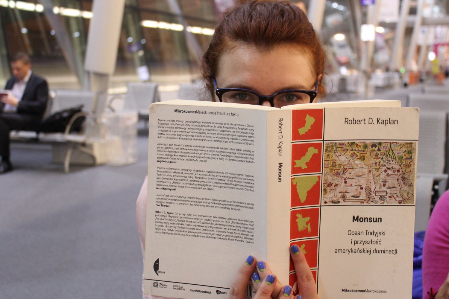 Przez najbliższe dni będę pisać z Indonezji.