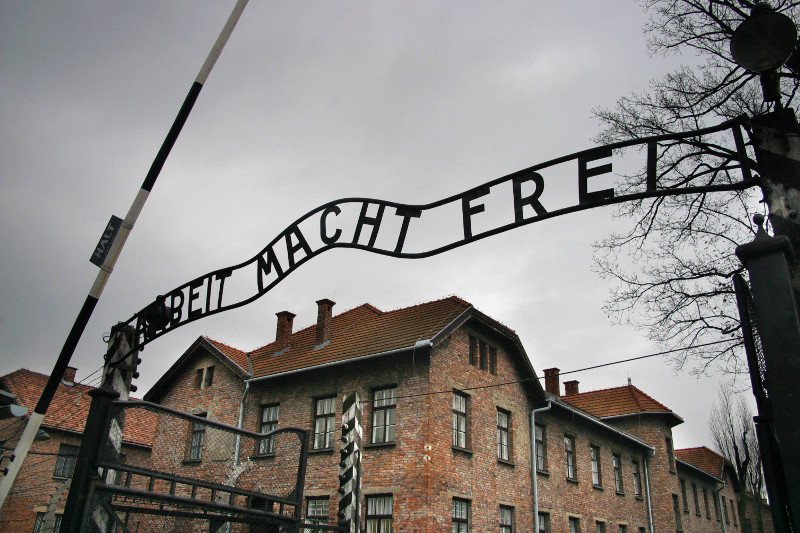 Międzynarodowa Rada Oświęcimska pisze o odradzaniu się rasizmu i apeluje do rządów europejskich o zdecydowaną reakcję.