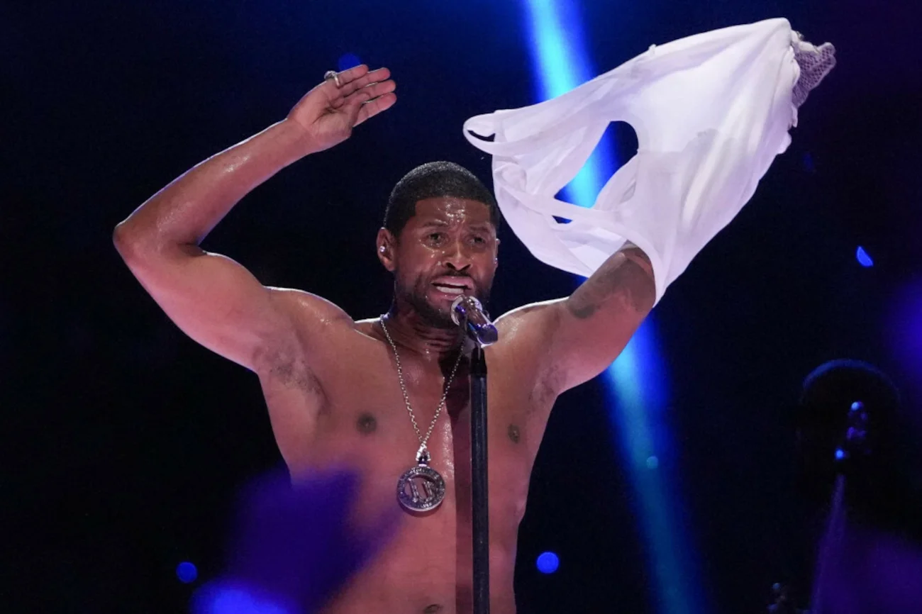 Super Bowl 2024. Usher wystąpił na scenie m.in. z Alicią Keys.