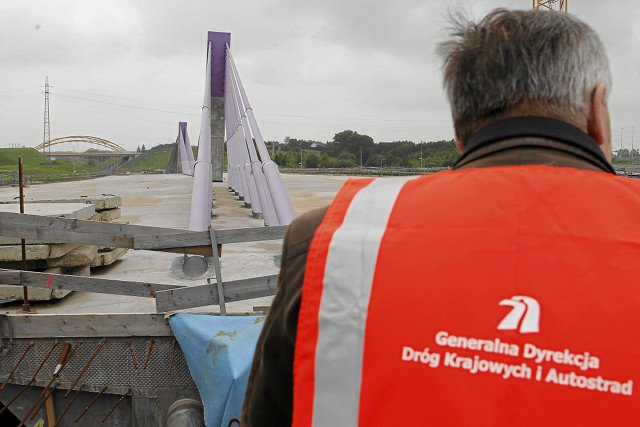 Most w Mszanie miał być powodem do dumy. Nieukończony do dziś wzbudza jedynie żal i drwiny