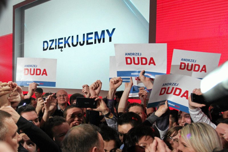 Wybory wygra Bronisław Komorowski. Tak sądzi prawie połowa elektoratu PiS