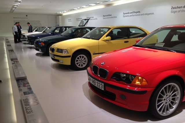 Do muzeum BMW trafiają już auta z rocznika 1999 roku. W Polsce to nie klasyk, ani youngtimer ale zwykłe, przeciętne auto.