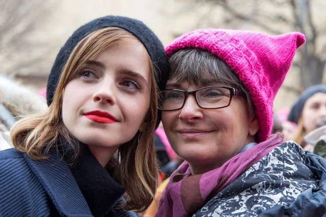 Watson jest feministką, tu na zdjęciu z mamą podczas Marszu Kobiet w Waszyngtonie.