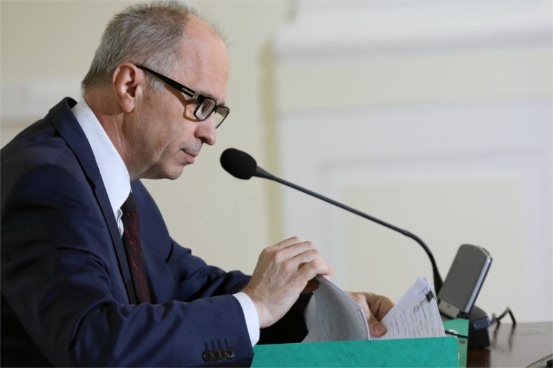 Andrzej Jakubiak, były szef KNF oraz pozostałych sześciu urzędników zostało zwolnionych z aresztu.