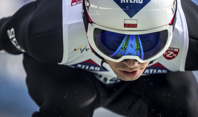 Kamil Stoch chce się odrodzić i sięgnąć po medal MŚ na skoczni dużej