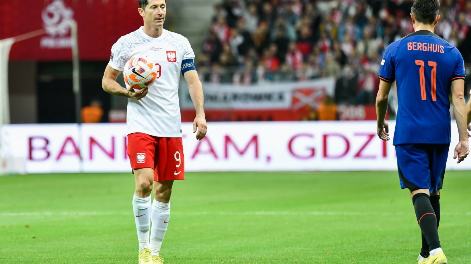 Robert Lewandowski może mieć dość, ale jeszcze nie teraz. "Bierz zespół i do boju"