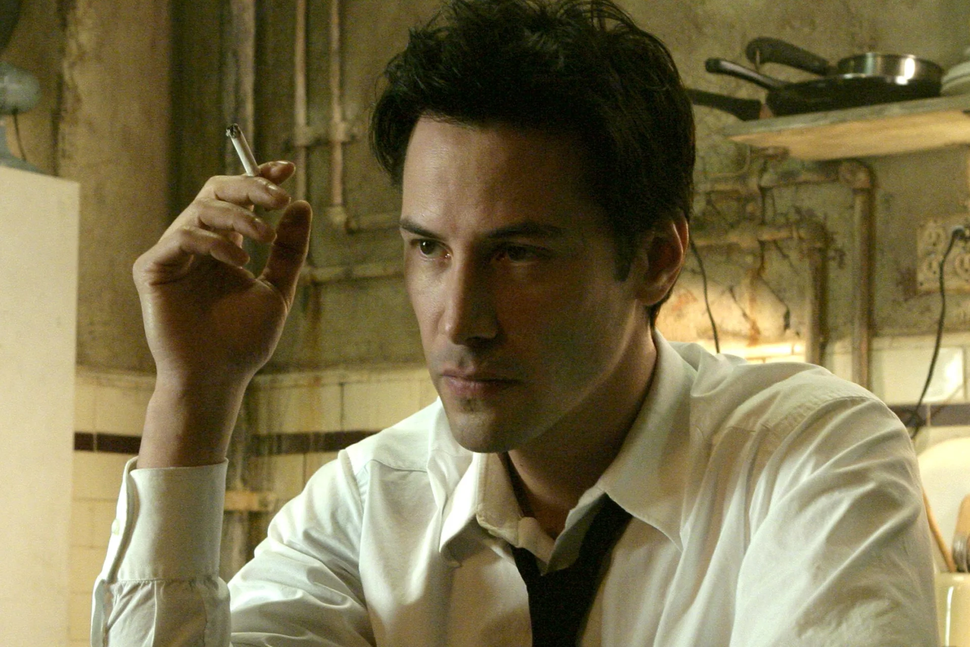Keanu Reeves w filmie "Constantine".