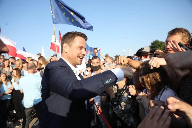 Na spotkanie z Trzaskowskim w Gdyni przyszły prawdziwe tłumy.