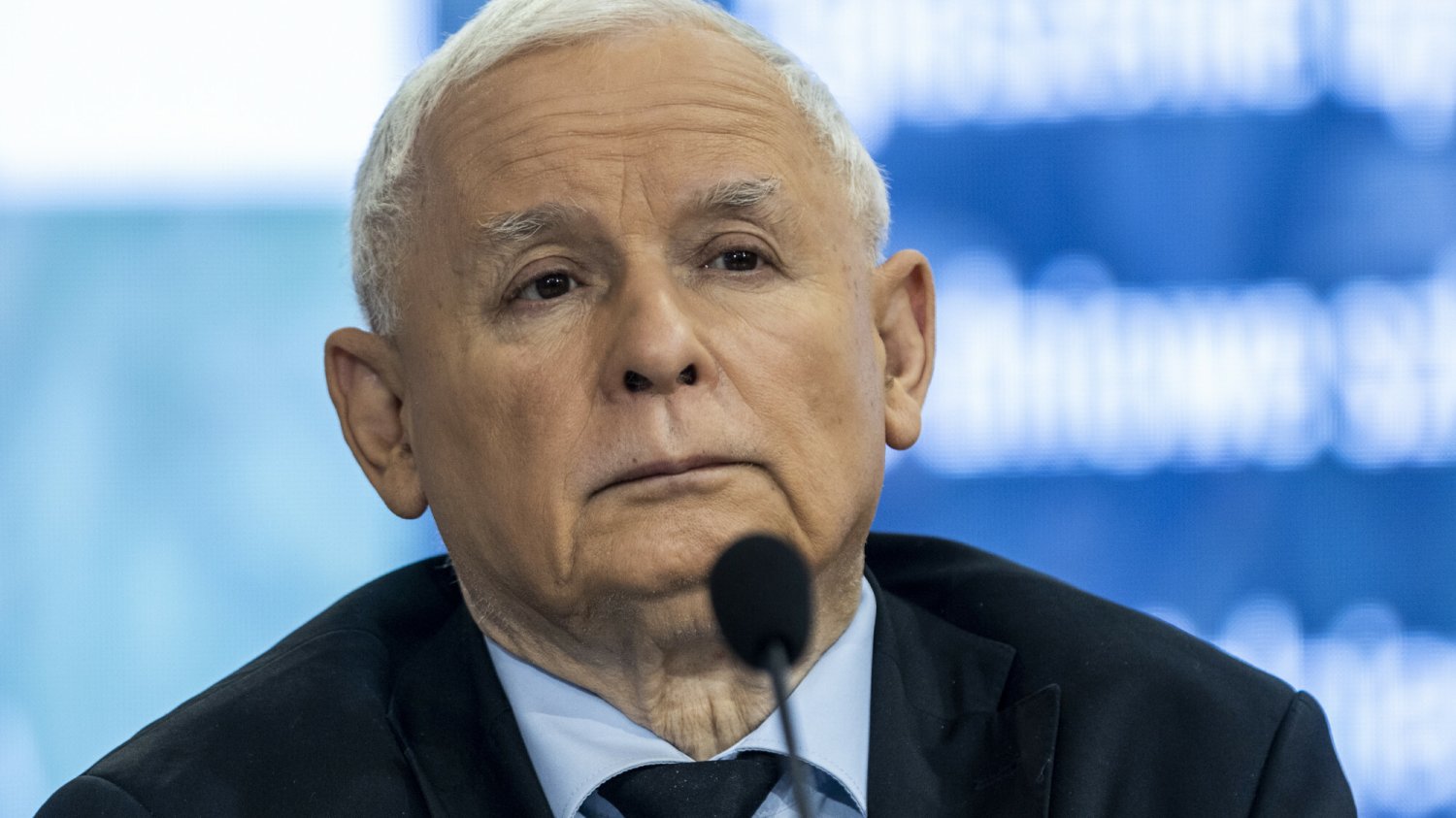 Jarosław Kaczyński w 2016 roku tłumaczył, że kobiety powinny rodzić pomimo ciężkiej wady płodu oraz ryzyka śmierci dziecka tuż po porodzie, by te mogło zostać ochrzczone.
