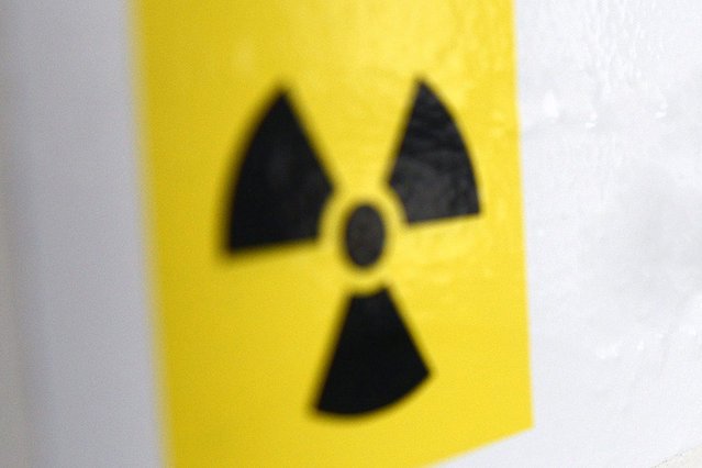 Mieszkańcy Czelabińska mogą spać spokojnie mimo radioaktywnej chmury? Onkolog radzi, by siedzieli w domu i pili piwo.