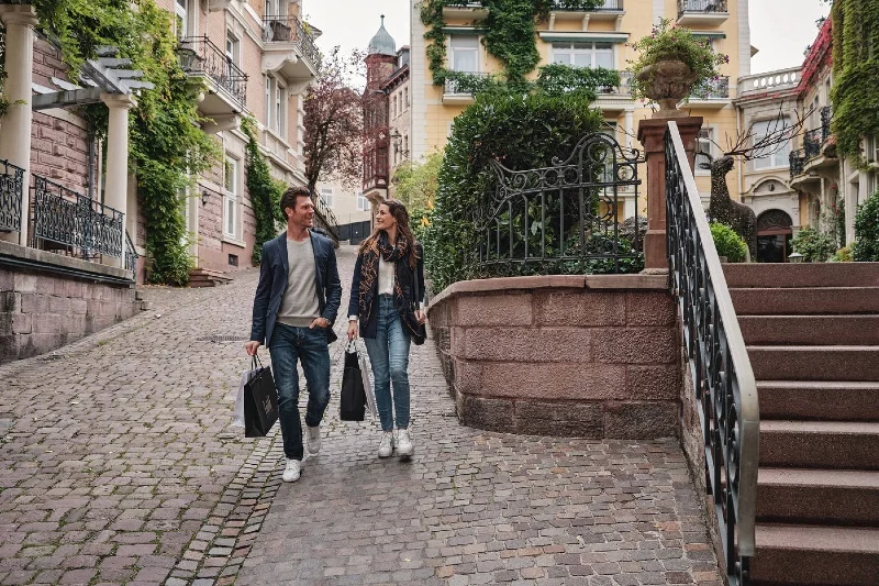Raport Europejskiej Komisji Podróży (ETC_ podaje, że największą grupą wśród osób deklarujących chęć podróżowania po świecie w okresie polockdownowym są entuzjaści turystyki miejskiej