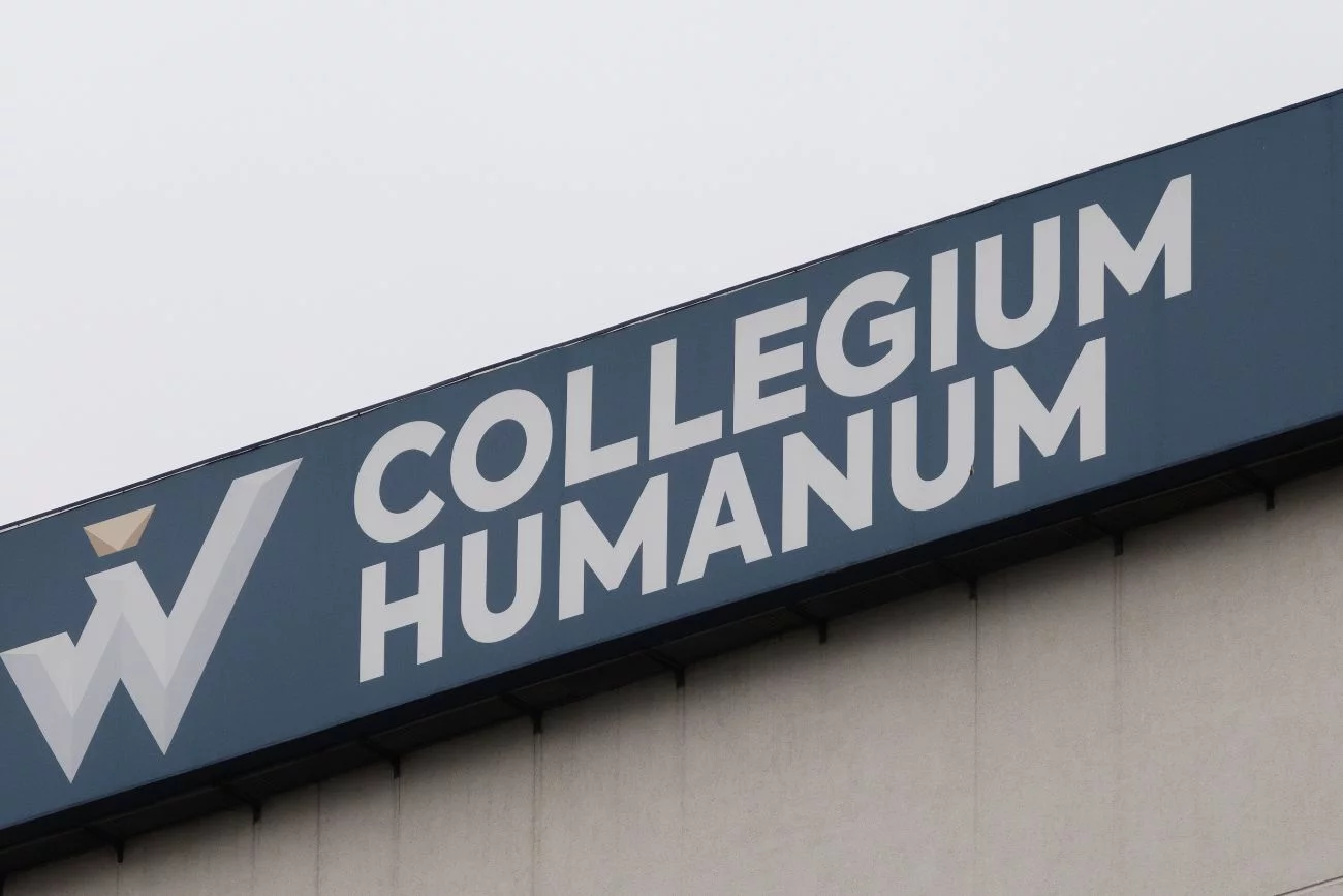 Collegium Humanum powraca. Prezydent Wrocławia i politycy PiS staną przed sądem. Afera Collegium Humanum. Osobny proces Sutryka, Karskiego i Czarneckiego.