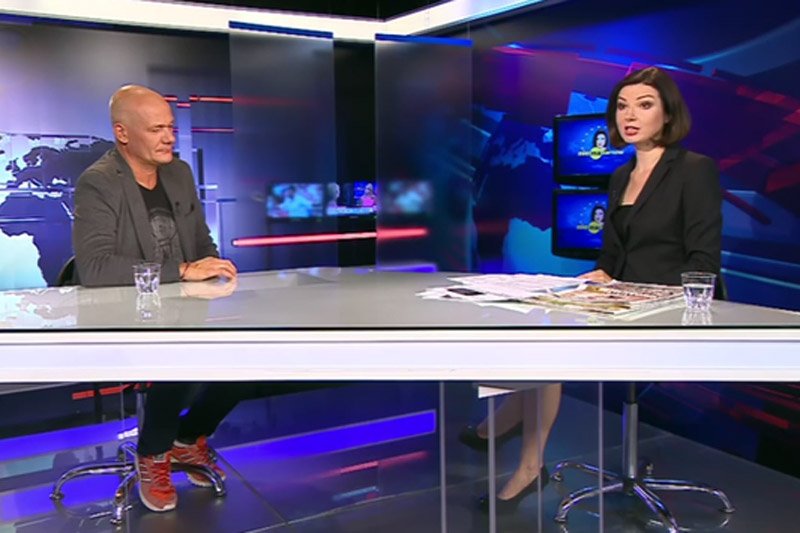 Piotr Zelt podczas wywiadu z Elizą Michalik. Po programie na aktora spadła fala hejtu.