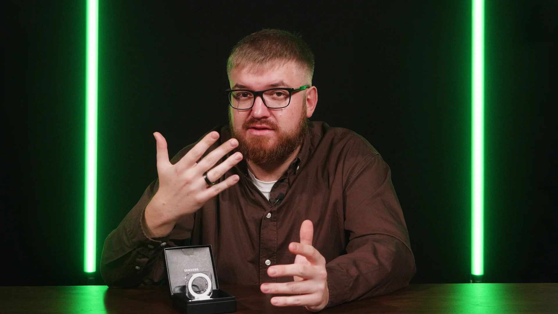 Mówię: sprawdzam! Test Samsung Galaxy Ring redaktor testuje funkcjonalności gadżetu