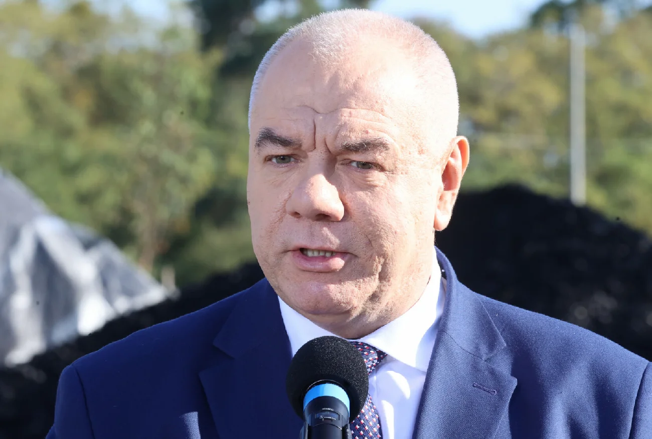 Jacek Sasin stanowczo o aferze w PZT: jestem wstrząśnięty.