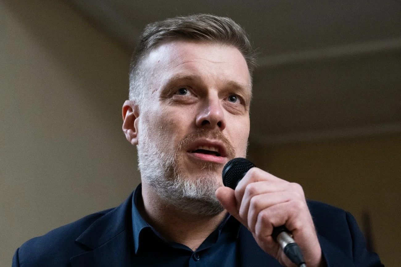 Kandydatem Partii Razem w wyborach prezydenckich w 2025 roku jest Adrian Zandberg. Adrian Zandberg, kandydat z ramienia Partii Razem.
