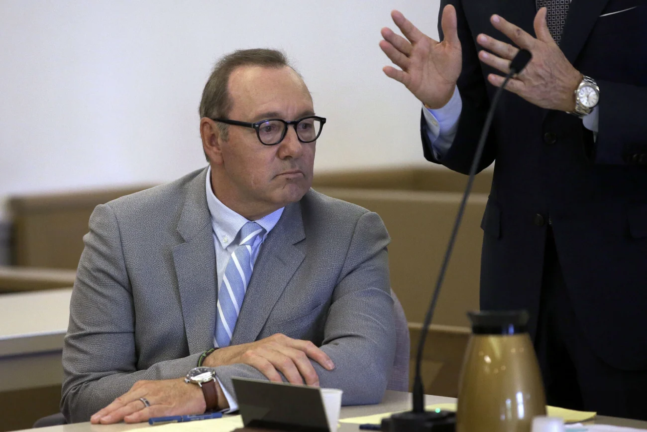 Wyklęty Kevin Spacey małymi kroczkami wraca do Hollywood