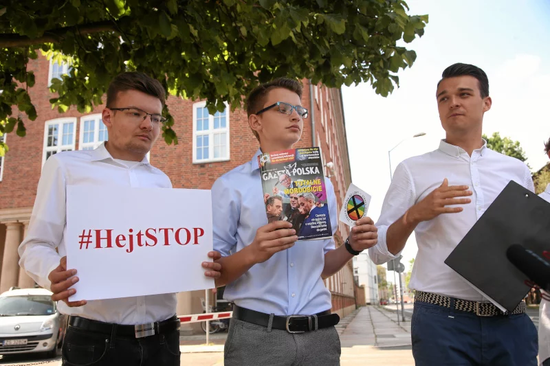 Temat hejtu w Polsce jest coraz częściej elementem debaty publicznej.