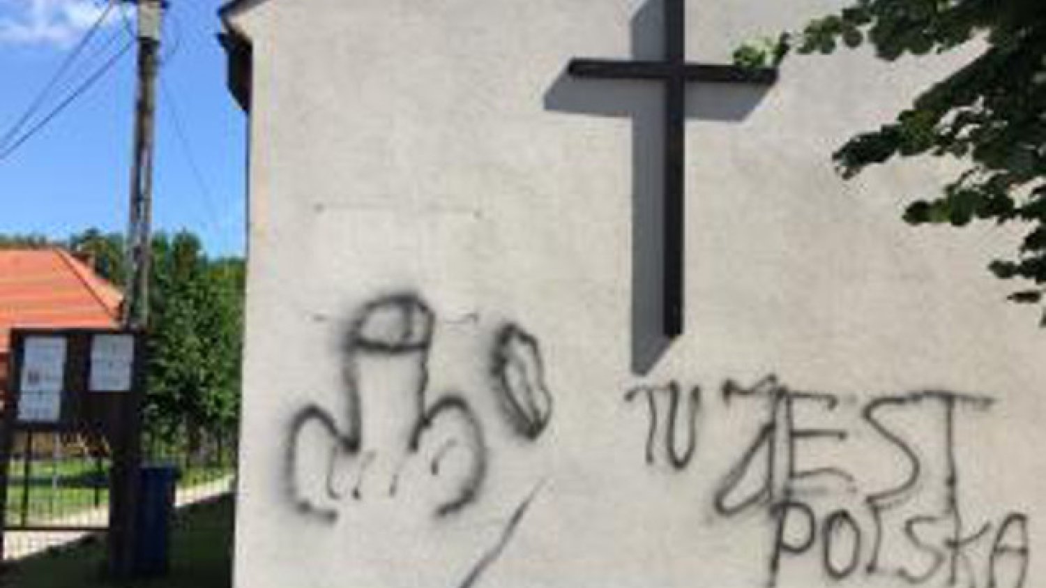 Zdaniem wandala (wandali) w Polsce nie ma miejsca na różnorodność religijną.