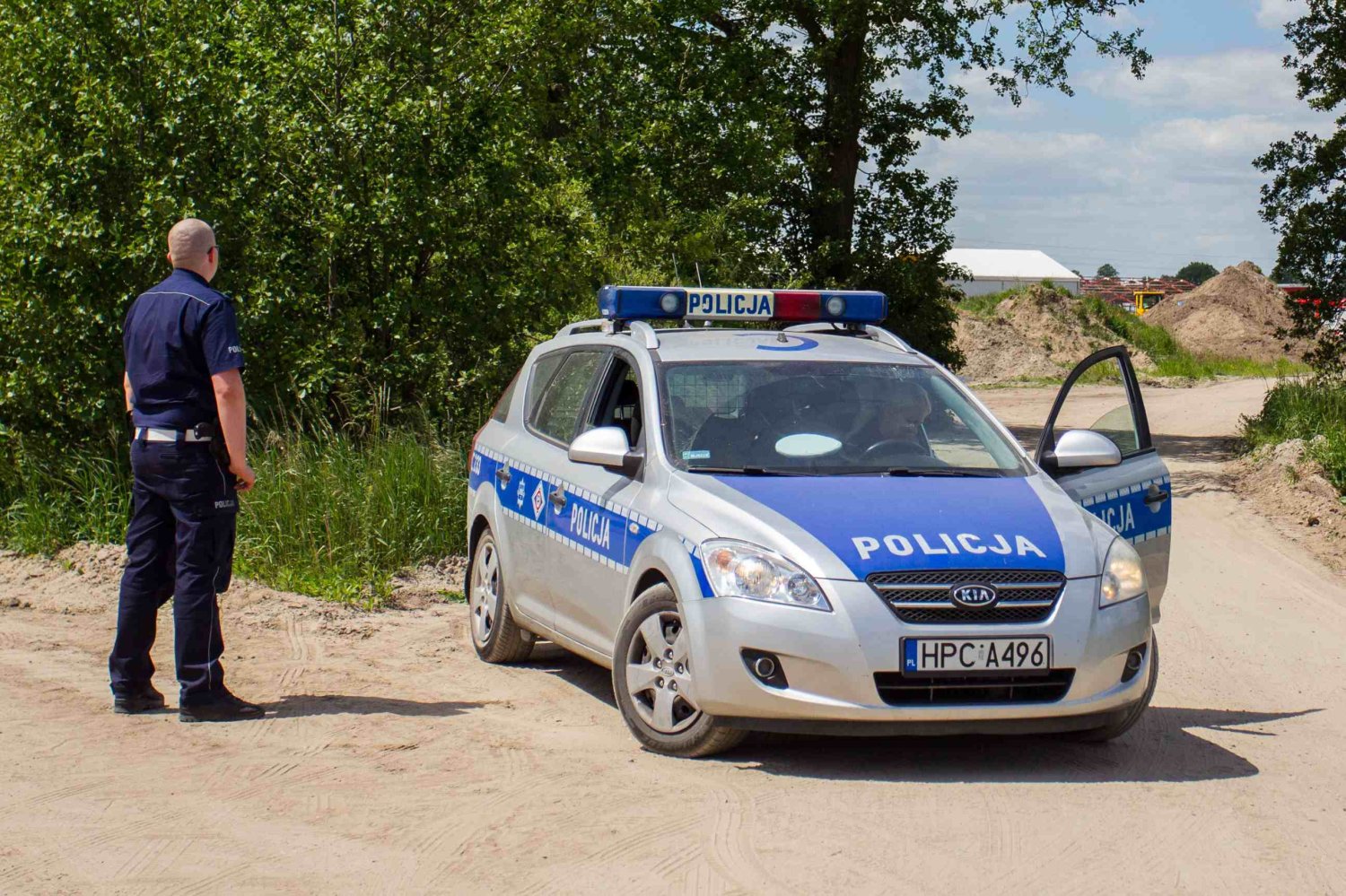 Tragiczna historia w Kostrach pod Parczewem. 21-latek zatłukł cegłą 55-latka, bo pomylił go z jego bratem.