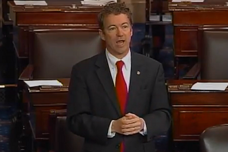 Amerykański senator Rand Paul przemawiał przez 13 godzin. To tzw. "filibuster".