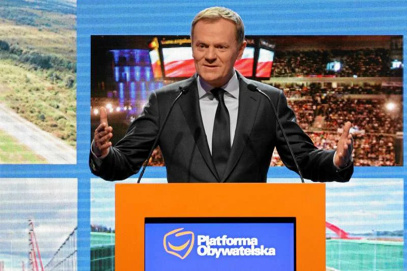 Jacek Żakowski broni Platformy Obywatelskiej i jej wydatków na wina, cygara i garnitury
