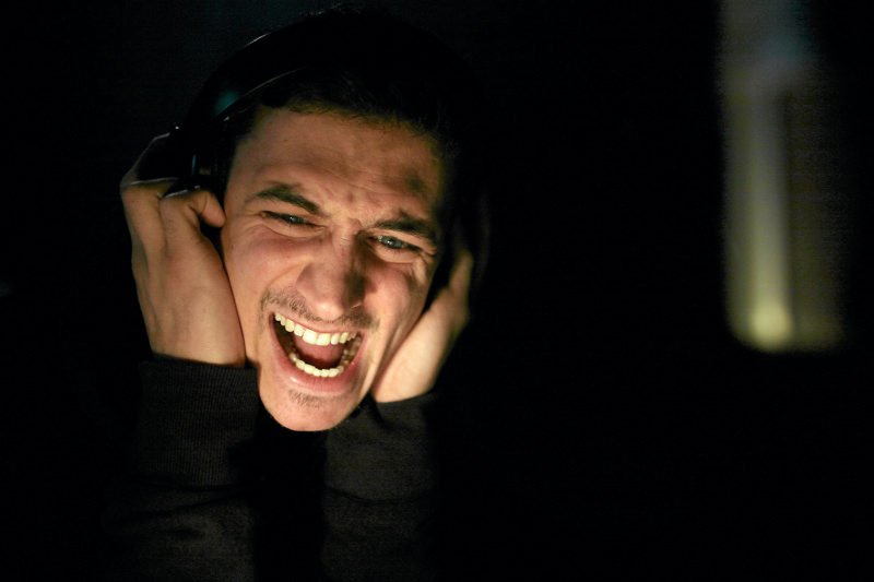 Mateusz Damięcki swoim wierszem chciał wyrazić sprzeciw wobec tego, co dzieje się w Polsce.