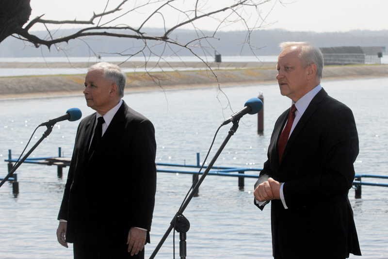 Poparcie Jarosława Kaczyńskiego pomogło wygrać wybory kandydatowi PiS Bolesławowi Piesze.