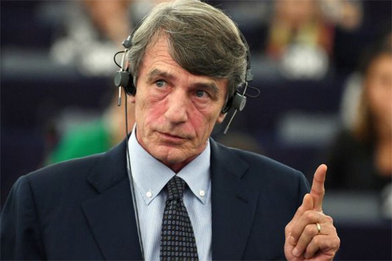 Czy nowy szef PE w swoim pierwszym przemówieniu nawiązał do Polski i Węgier?