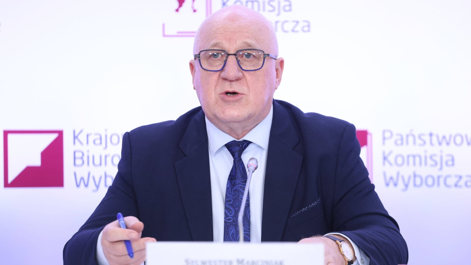 Nieprawidłowości przy zliczeniu głosów podczas II tury. Reakcja PKW