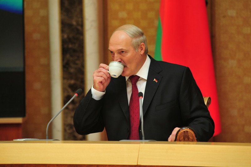 Aleksander Łukaszenko poinformował w wywiadzie, że Białoruska armia będzie postępować tak jak rosyjska w przypadku eskalacji konfliktu w Donbasie