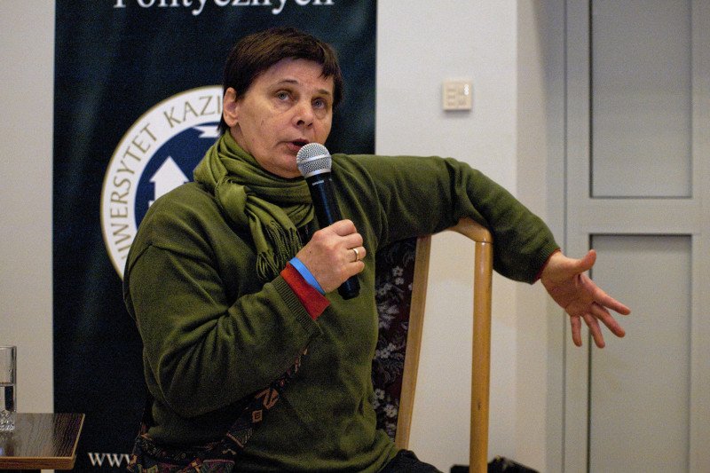 Hejtu na Janinę Ochojską ciąg dalszy. Internauci "dziękują Ochojskiej", a hejterzy piszą o "lewackim zacietrzewieniu"