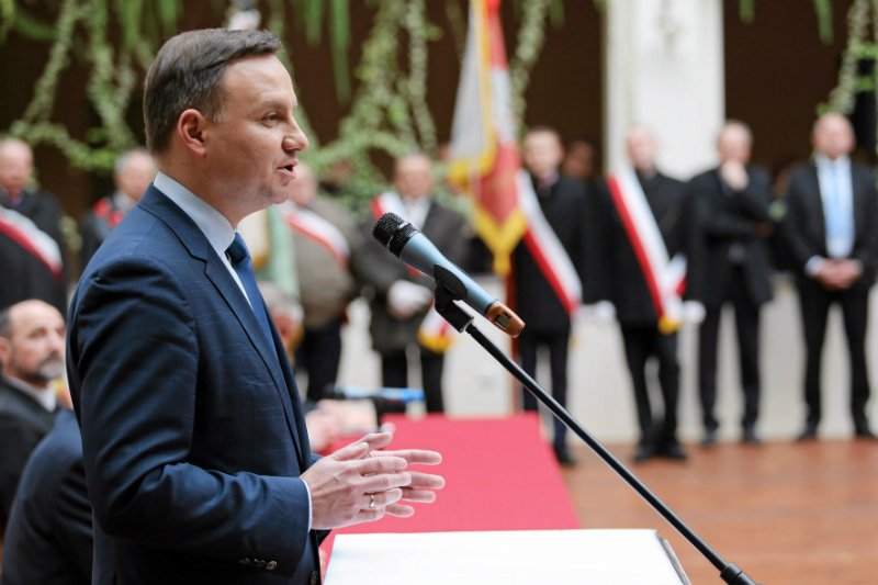 PiS pozywa Ewę Kopacz za atak na Andrzeja Dudę.