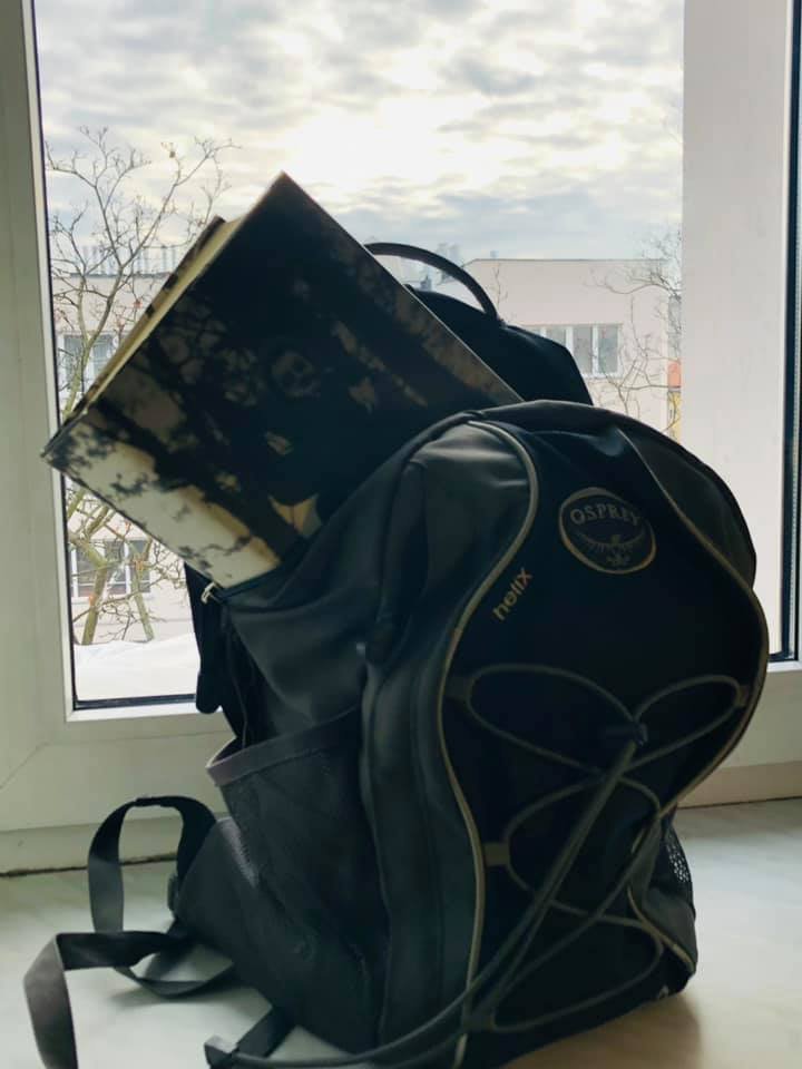 być ruchem w ruchu - wbrew