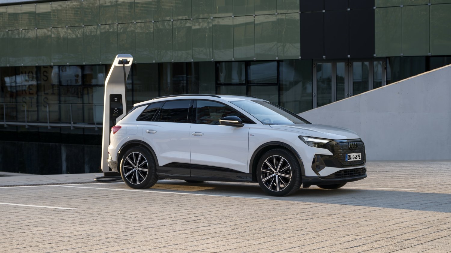 Audi Q4 40 e-tron Audi Q4 40 e-tron