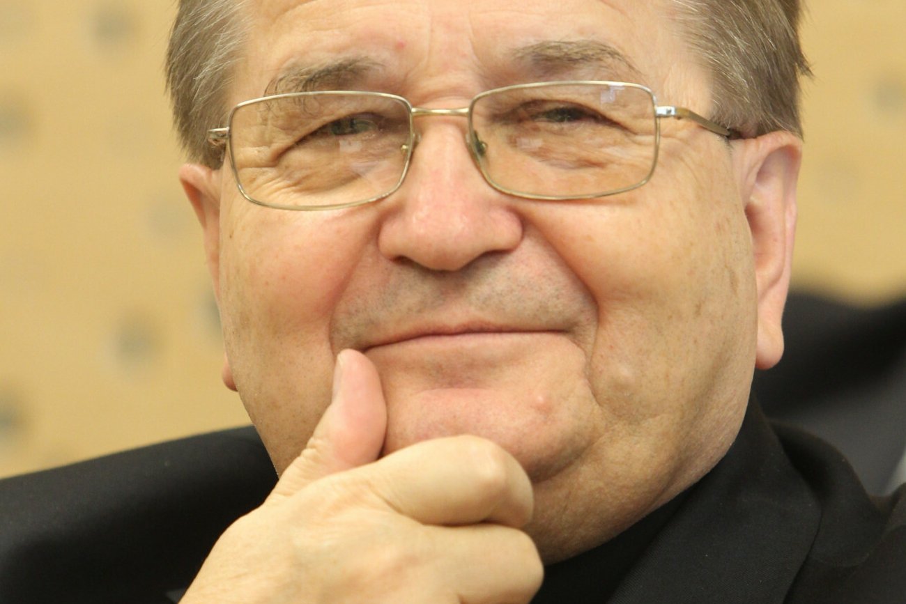 Kontrola NIK w KPRM ujawniła, że rząd przekazał 3 mln zł na fundację Rydzyka